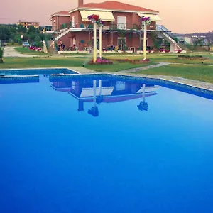 Hotel apartamentowy Kiki's Place, Nikiti (Sithonia)